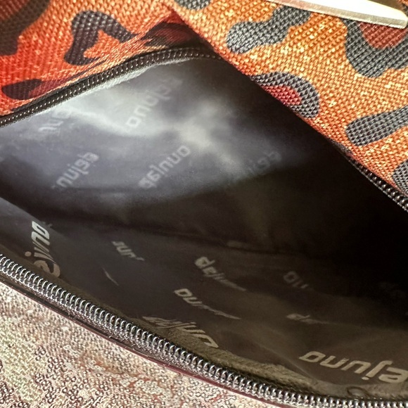 DEJUNO Large Cheetah Stripes Carry On Travel Bag Suitcase - Picture 16 of 16